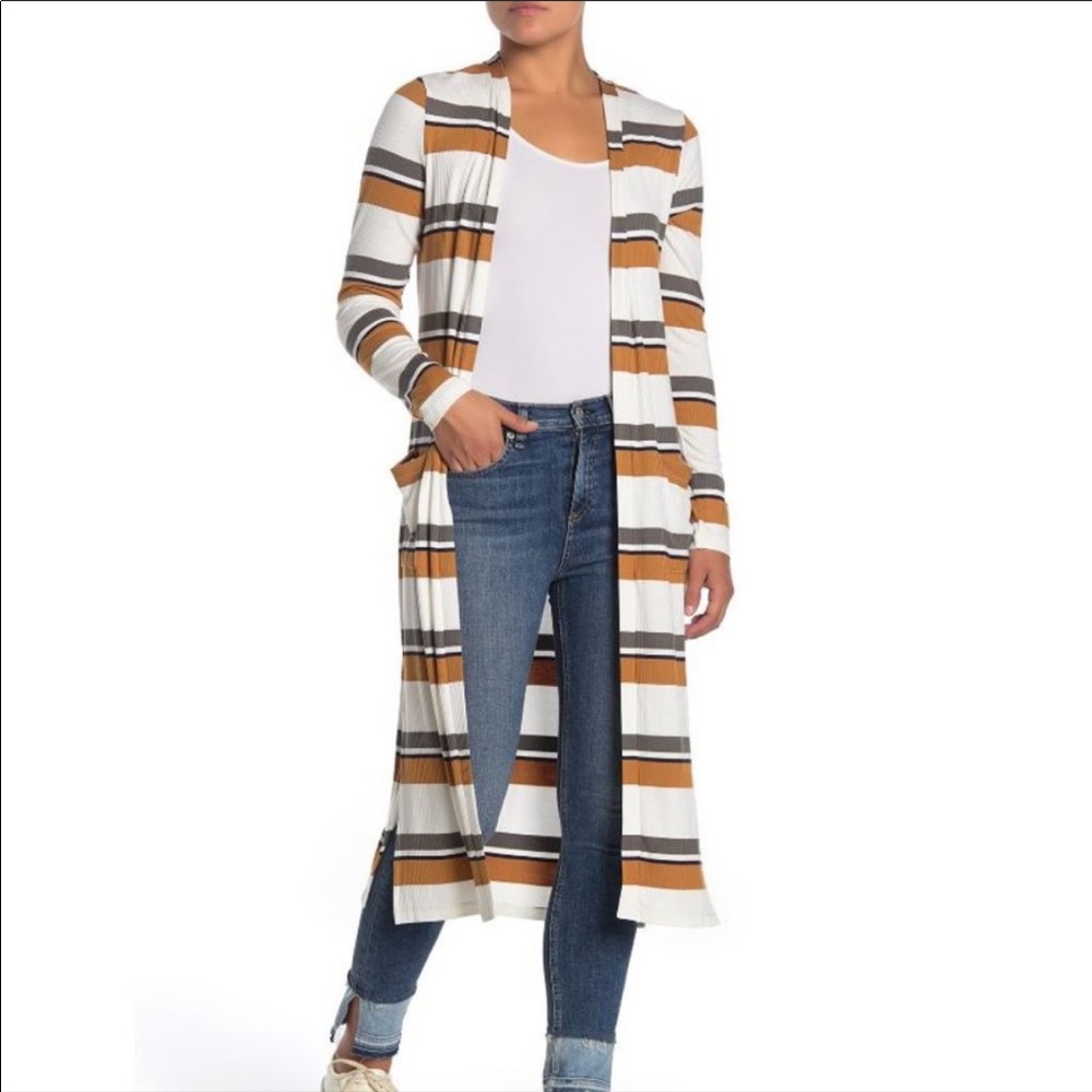 Socialite below-the-knee duster